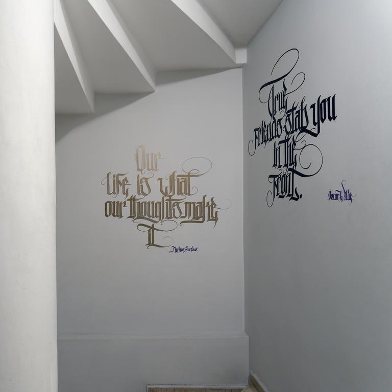 Hush Hostel Moda Istanbul Exteriör bild