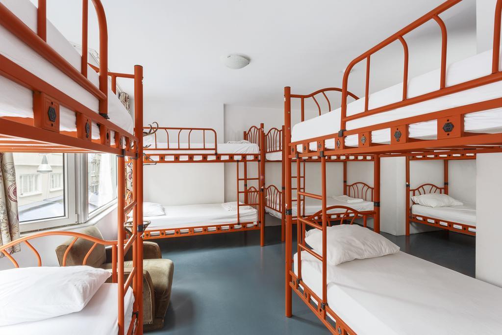 Hush Hostel Moda Istanbul Rum bild